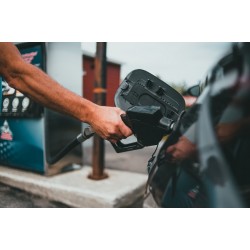 Donos de pequenos negócios devem se preparar para impacto da alta dos combustíveis